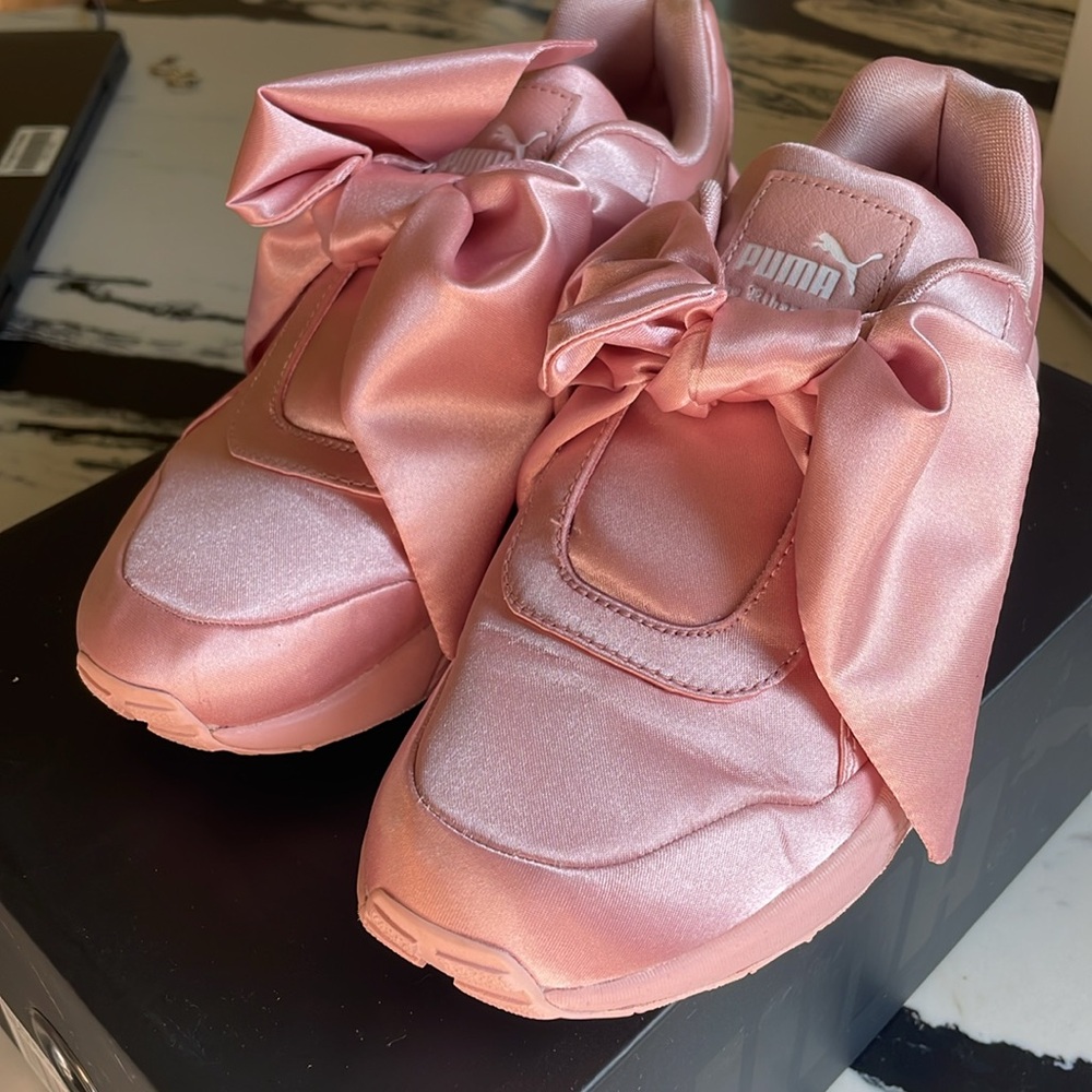 Fenty x Puma pink satin bow sneakers, size 5.5 women’s. Gently worn.